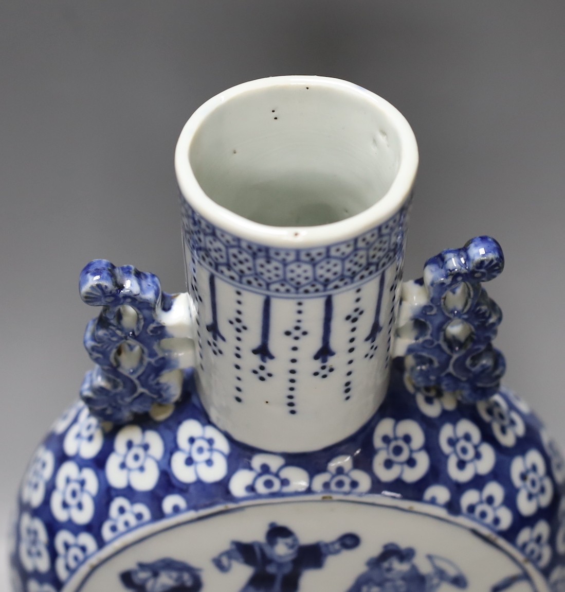 A 19th century Chinese blue and white moonflask, 30.5cm high